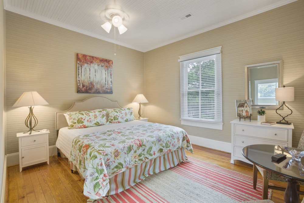 Luxury Room