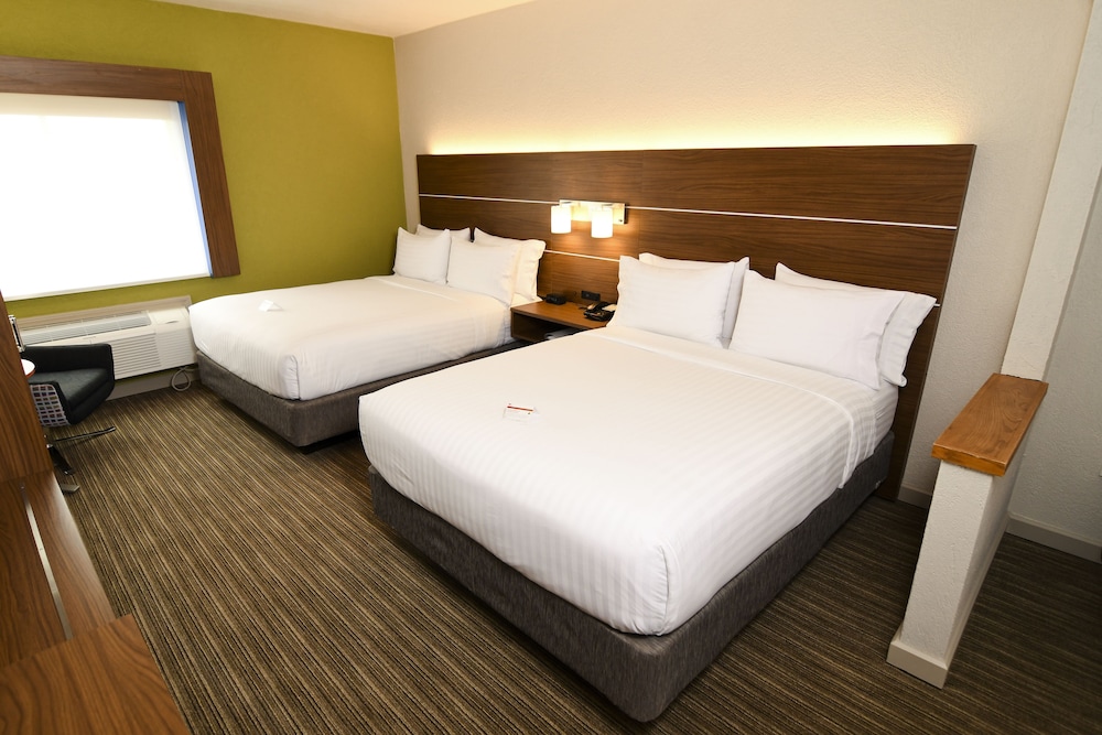 Standard Room, 2 Queen Beds, Accessible (Communications Accessible) - Photo 3