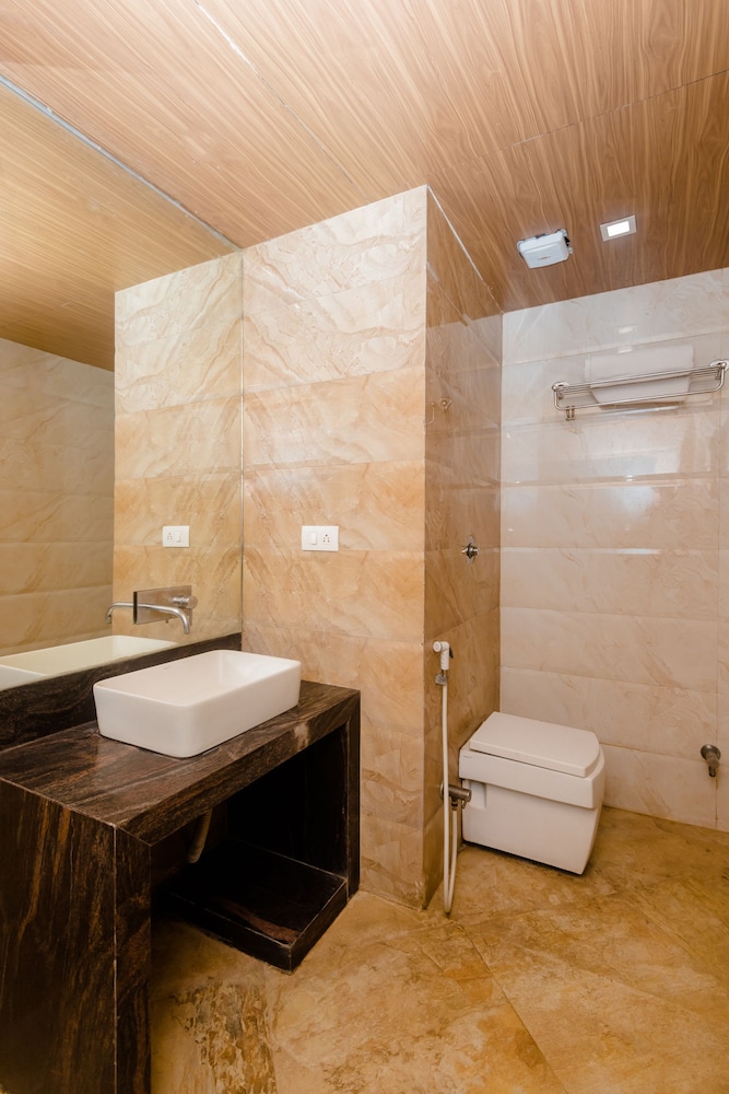 Double Or Twin Room photo 2
