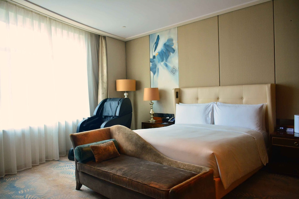 Business Suite, 1 Bedroom photo 2