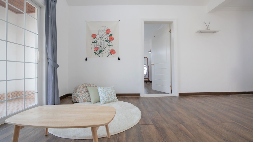 Andromeda (Max 6-person, Extra person charge on site more than 2-person) photo 3