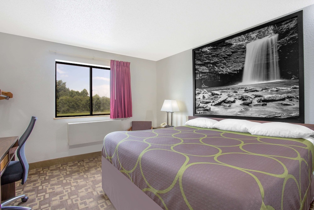 Standard Room, 1 King Bed - Photo 2