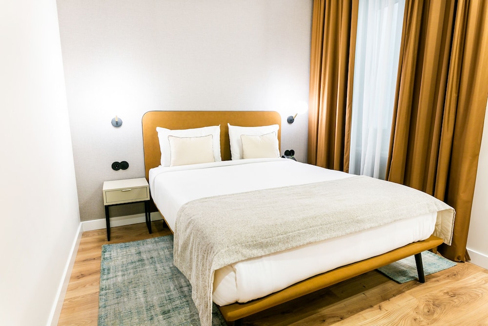 Comfort Room - Photo 2