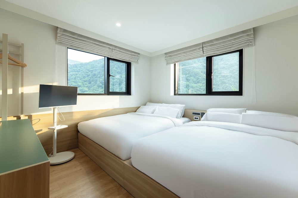 Family Suite, River View