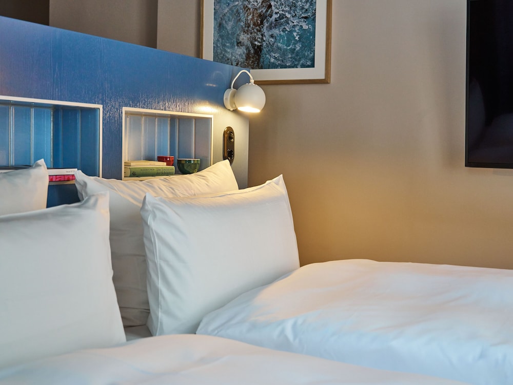 Junior Suite with freestanding bathtub photo 1