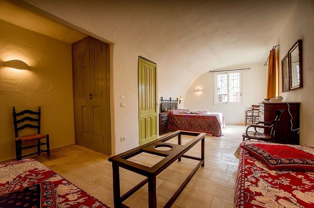 Triple Room, Annex Building (9)