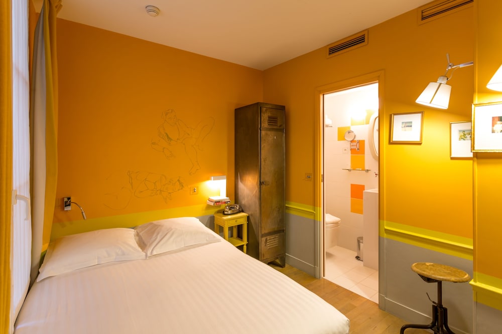 2 Rooms - Same Floor ( 3 People ) photo 3