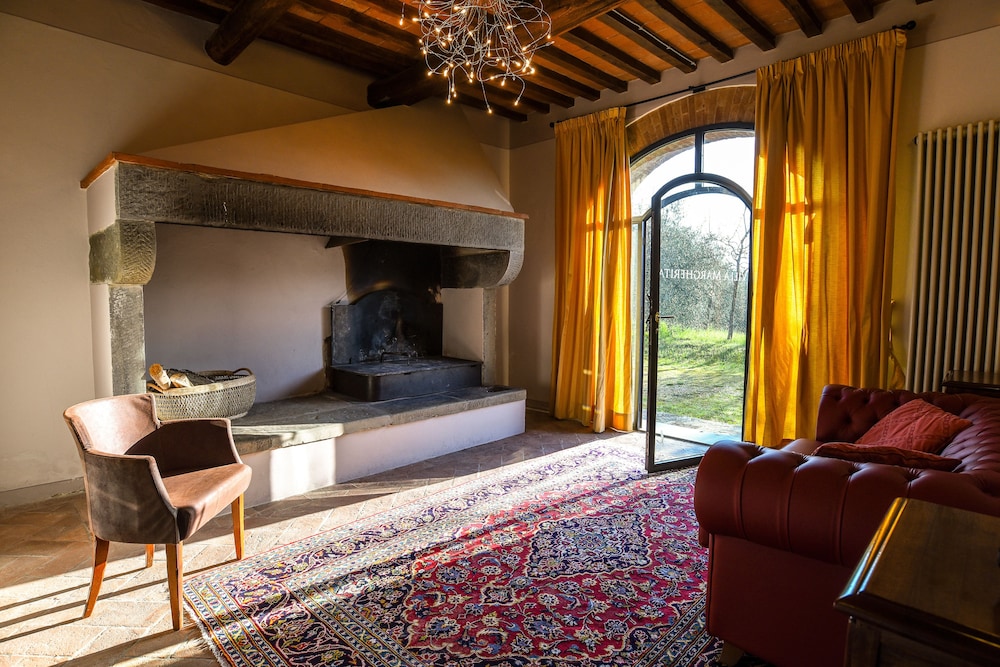Villa, 4 Bedrooms, 2 Bathrooms (Margherita) photo 3