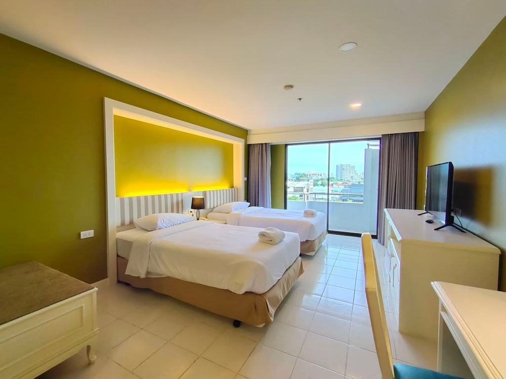 Superior Double or Twin Room photo 3