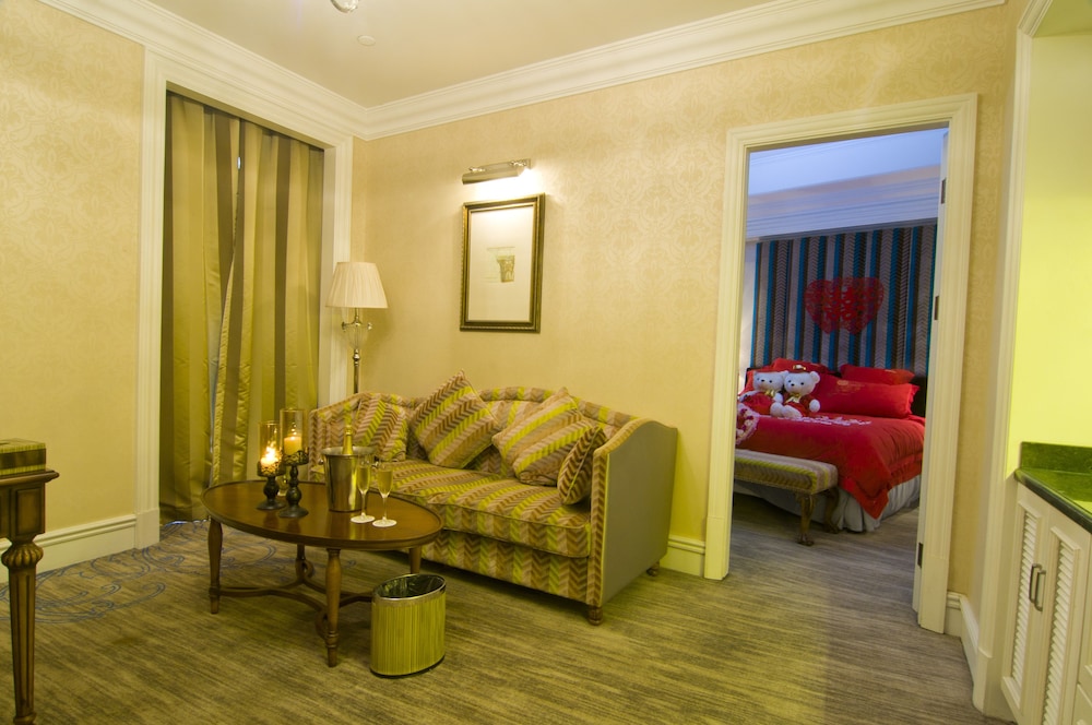 Superior Suite photo 1