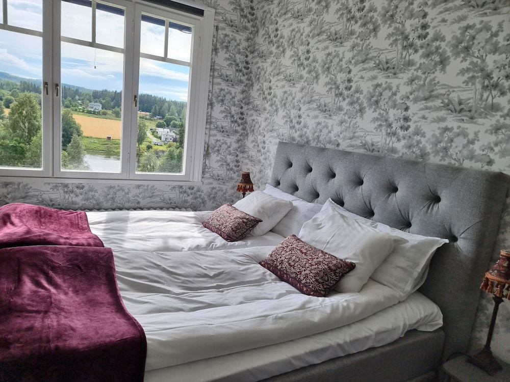Deluxe Double Room, 1 King Bed (Main Building)