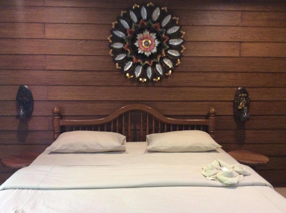 Bungalow Double Bed photo 3