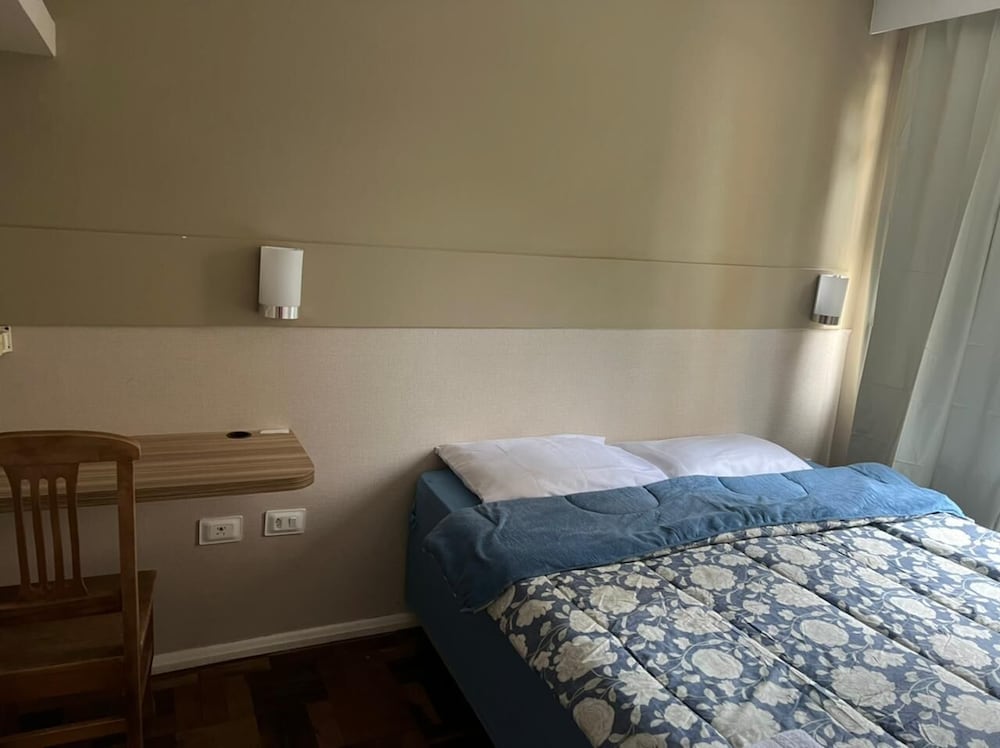 Standard Double Room - Photo 2