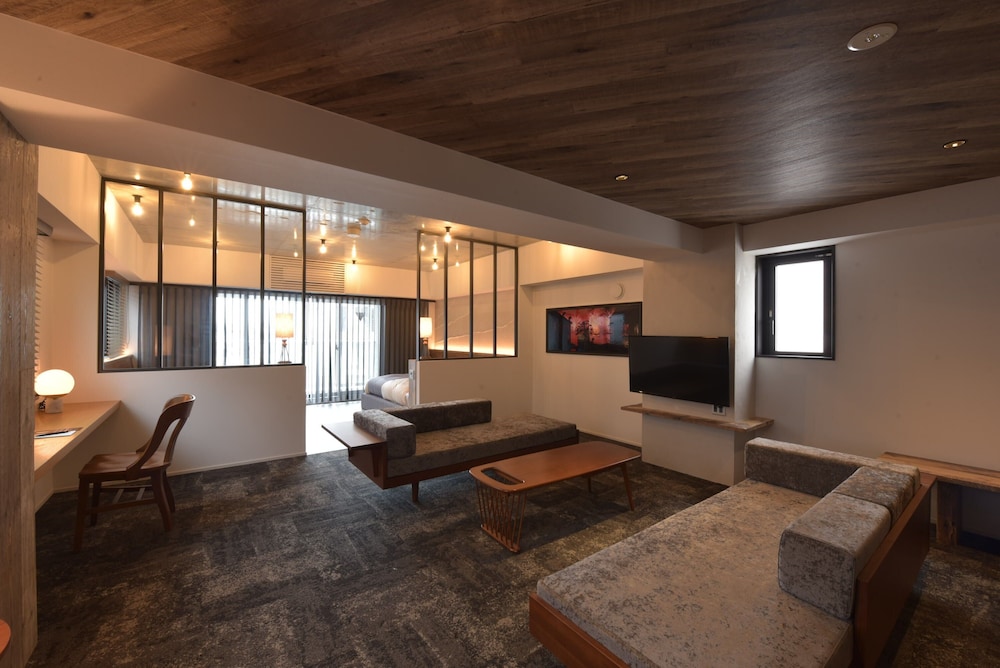 Executive Suite