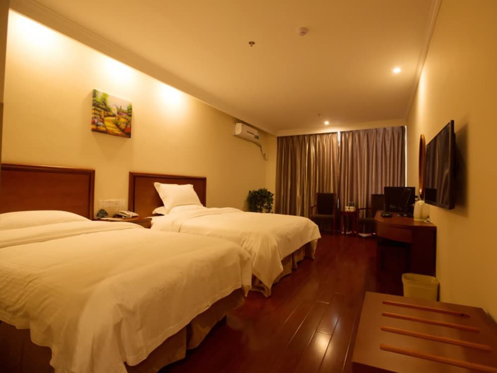 Superior Twin Room photo 2
