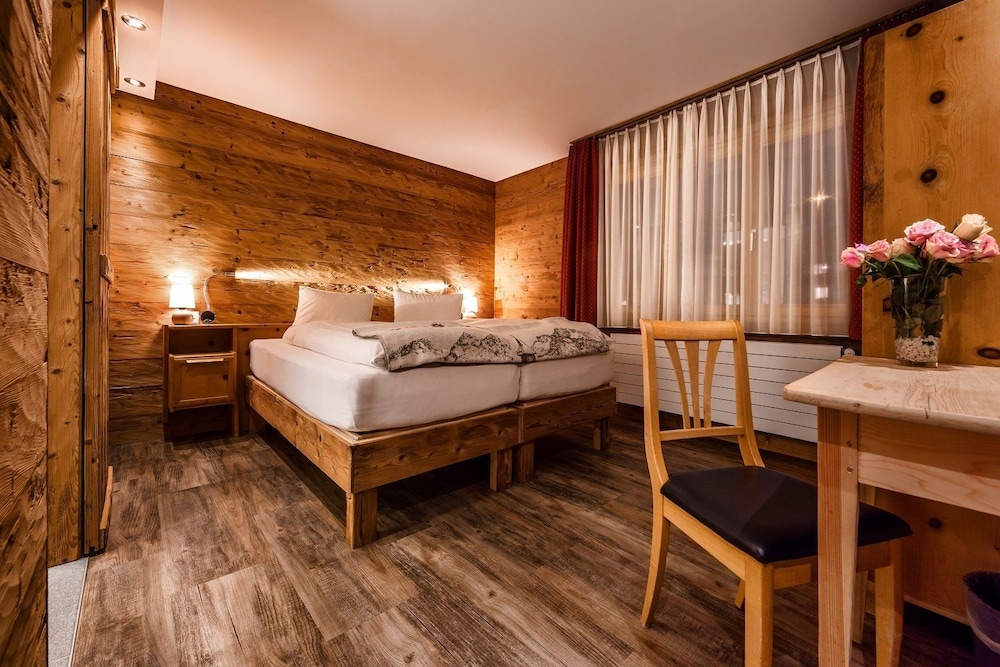 Classic Double Room (Alpinstyle)