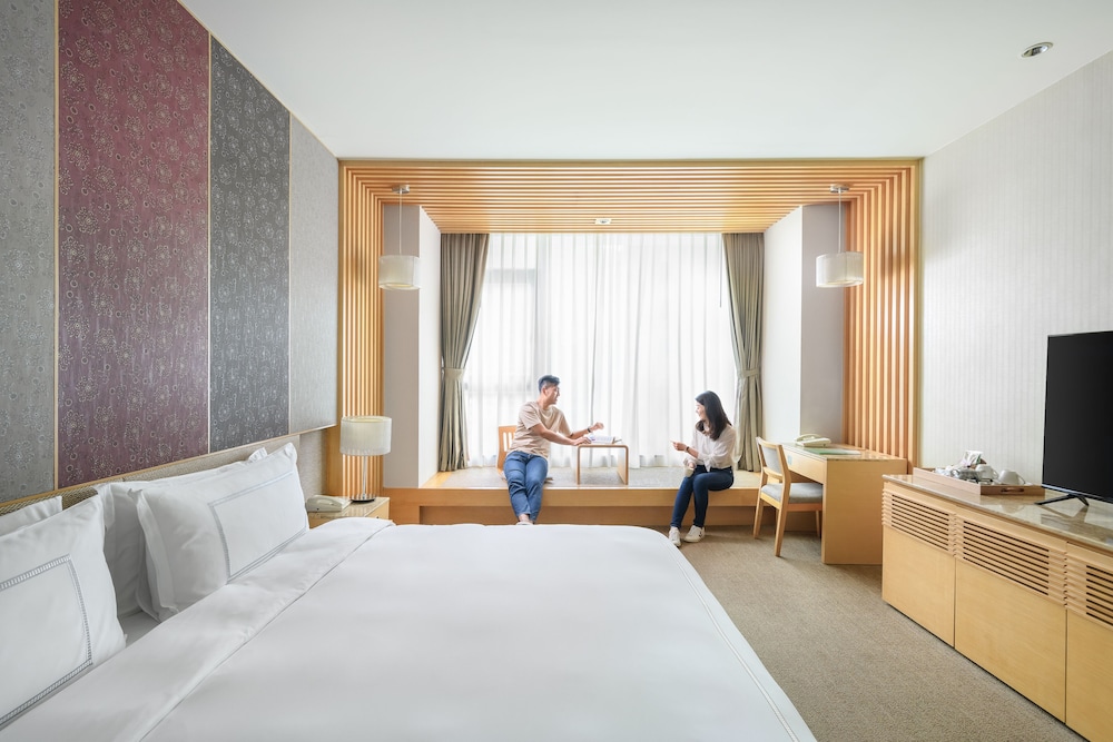Check In After 18:00 - Free Breakfast Superior Room - Photo 1