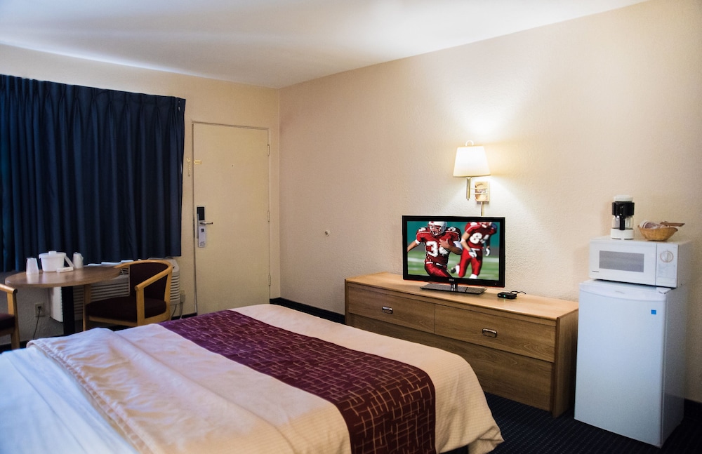 Superior Room, 1 King Bed, Non Smoking - Photo 3