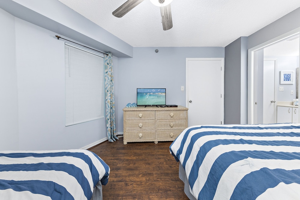 Signature Condo, 2 Bedrooms, Balcony photo 2