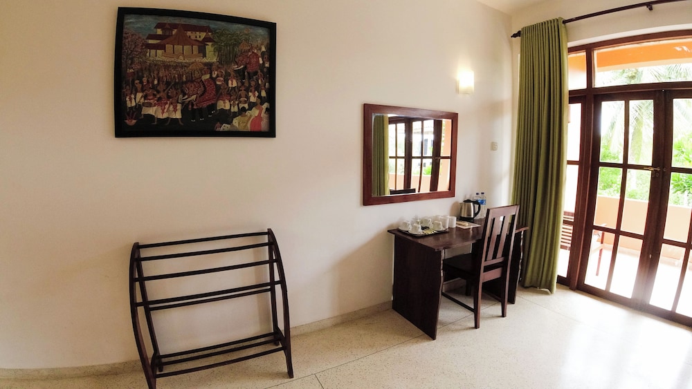 Standard Double Room - Photo 5