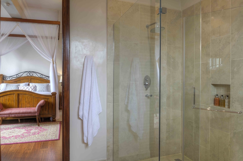 Executive Suite, Non Smoking photo 2