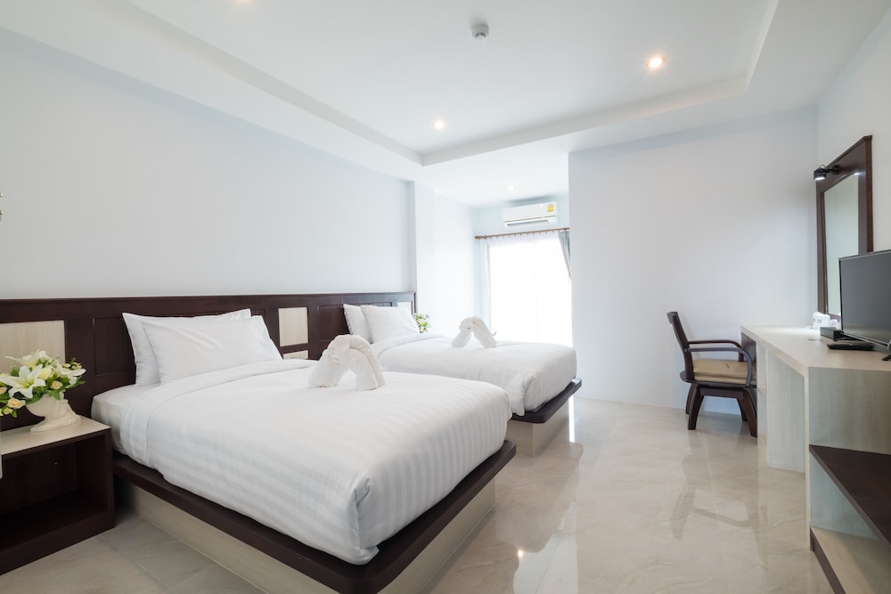 Standard Twin Room photo 3