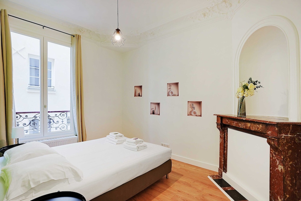 Apartment photo 3