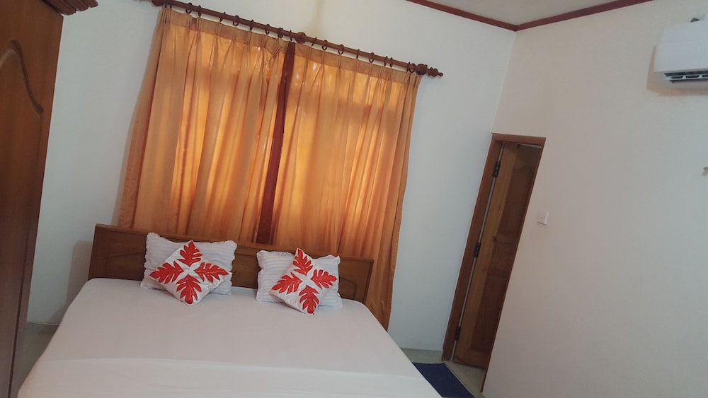 House, 3 Bedrooms photo 1