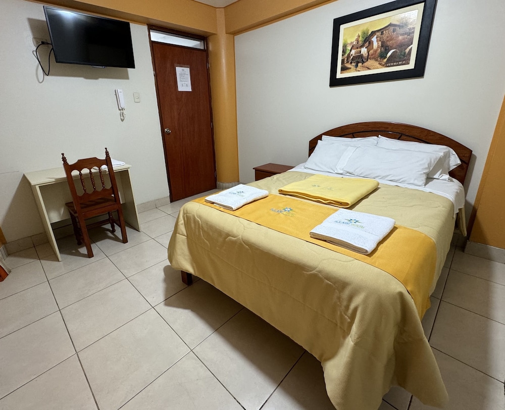 Basic Single Room, Ensuite photo 1