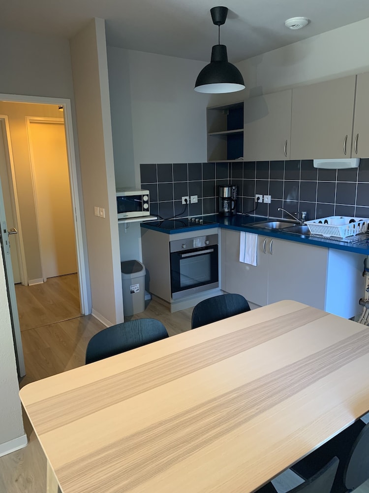 Family Apartment photo 2