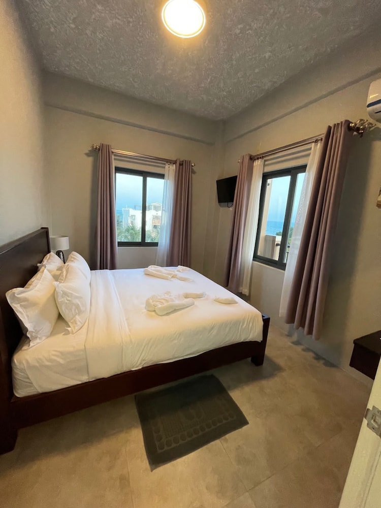 Master Sea View Room