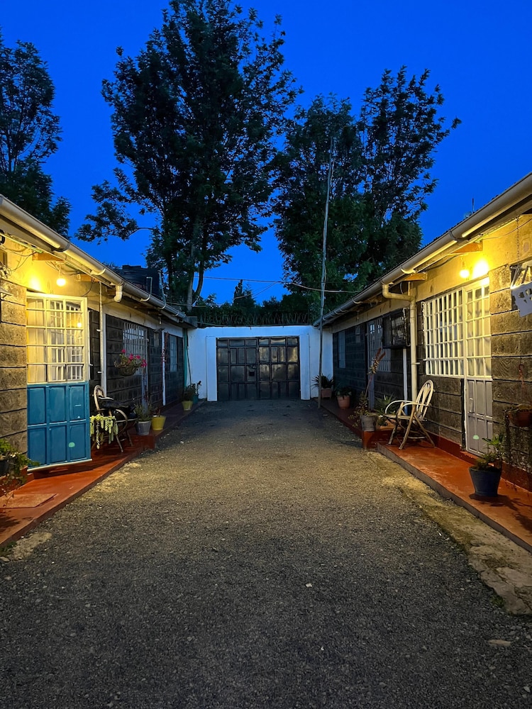 Standard Twin Room, Courtyard View photo 3
