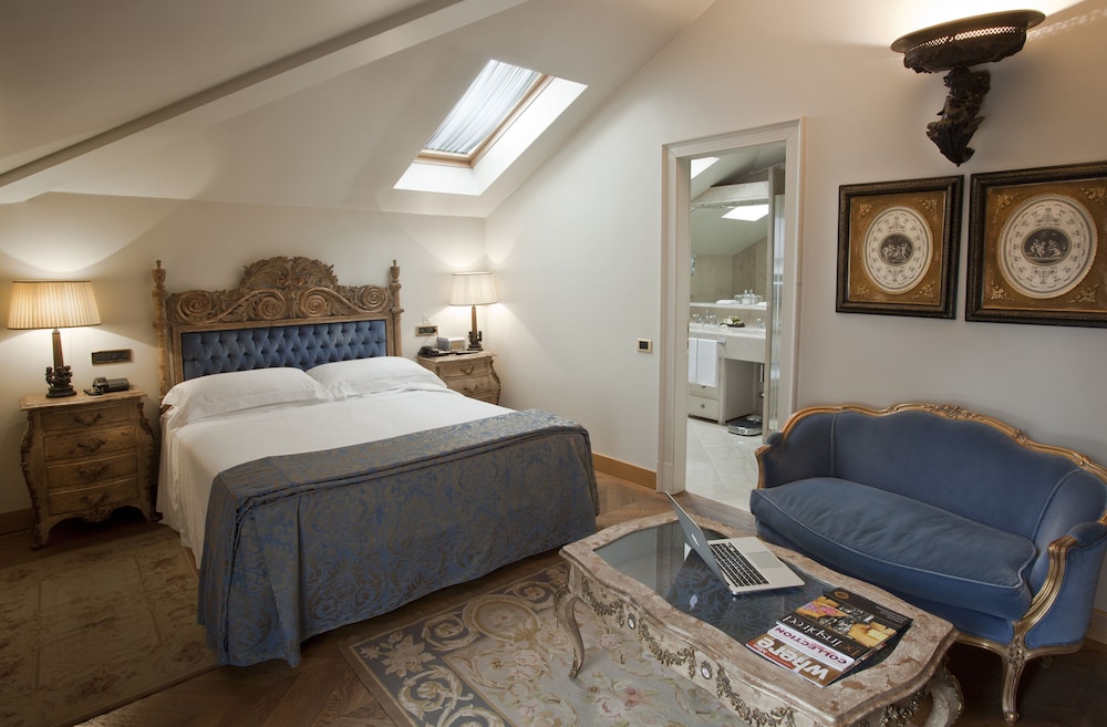 Deluxe Room - Photo 4