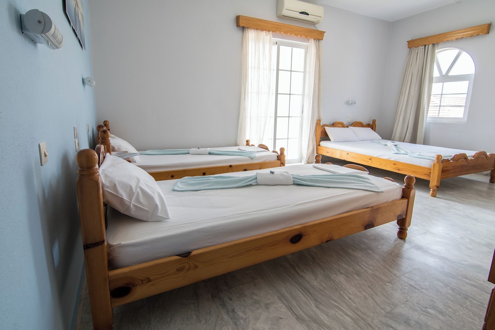 Quadruple Room, Sea View