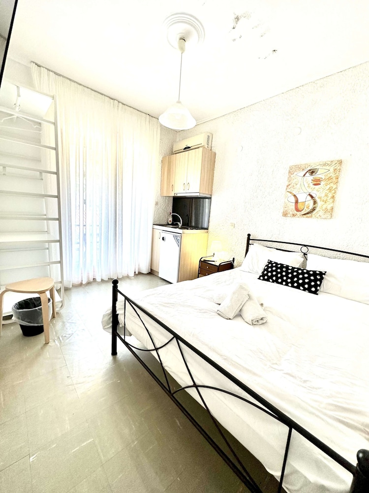 Basic Double Room - Photo 8
