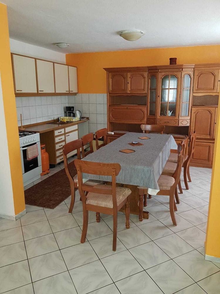 Family Apartment, 1 Bedroom photo 3