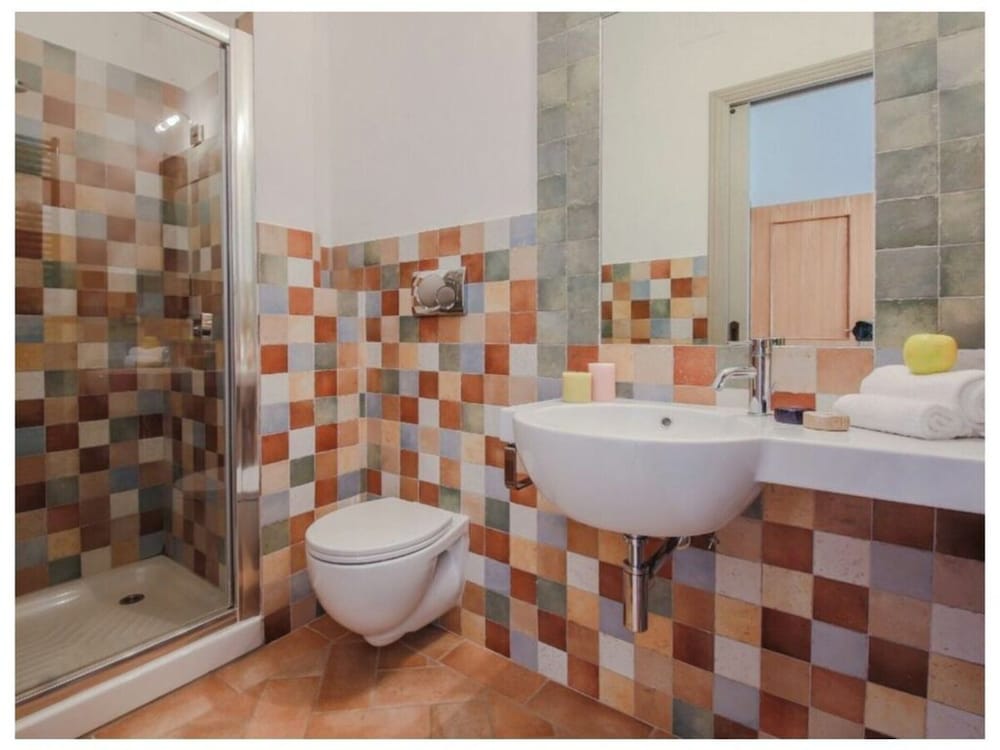 Villa photo 2