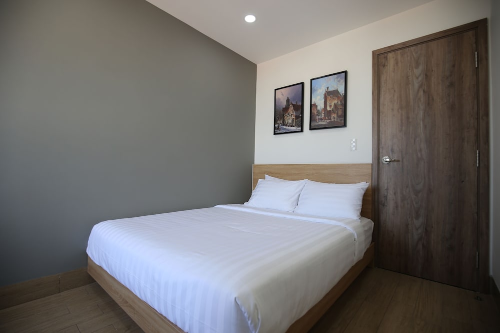 Double Room - Photo 8