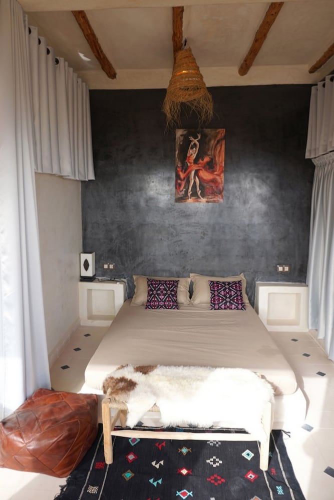 Comfort Suite photo 1