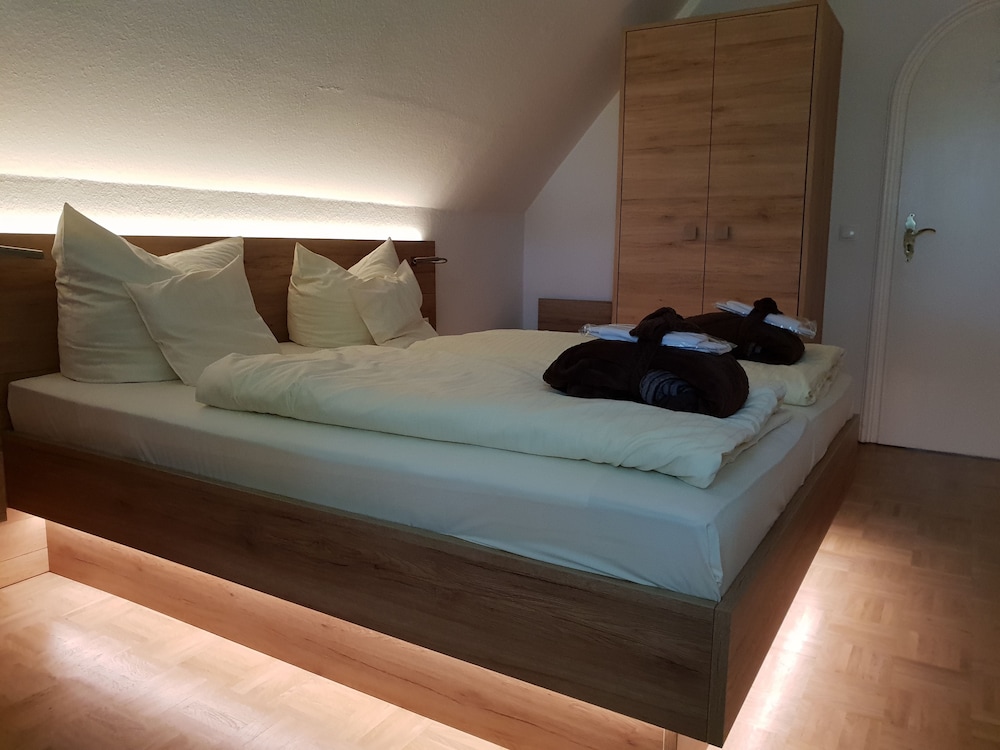 Single Room photo 1