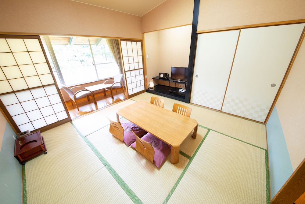 Japanese Style Family Room, Non Smoking - Photo 5