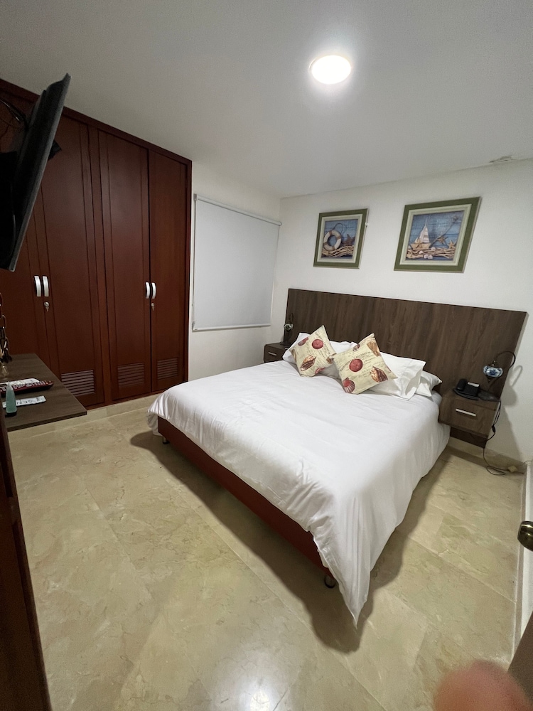 Family Quadruple Room, 2 Double Beds, Garden View photo 2