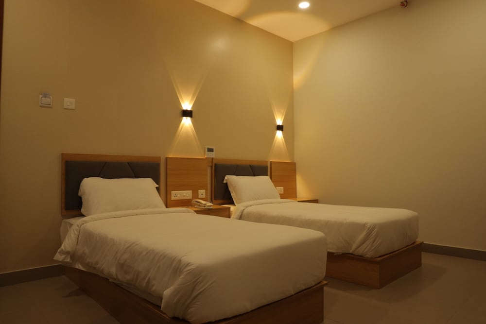 Deluxe Double or Twin Room - Photo 1