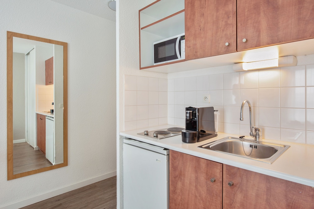 Apartment, 1 Bedroom - Photo 2