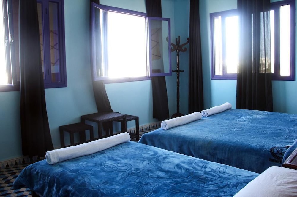 Triple Room, Shared Bathroom