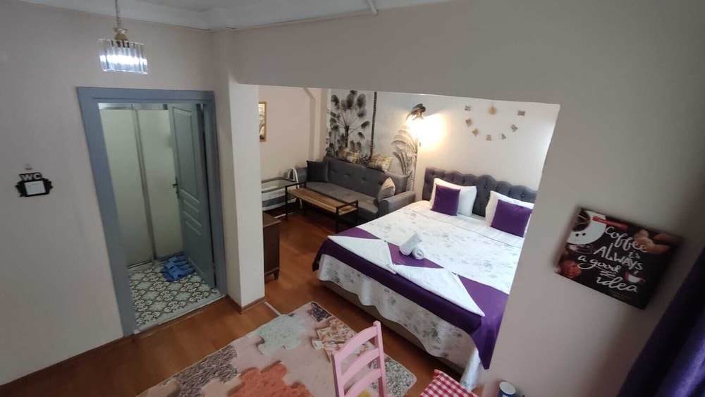 Economy Double Room photo 2