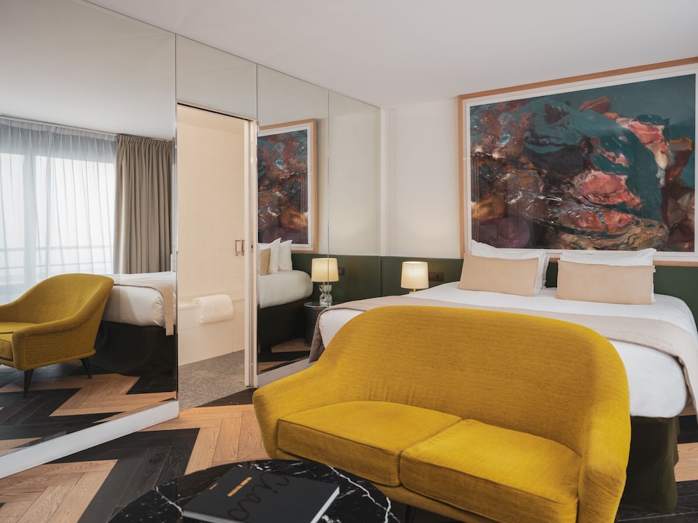 Junior Suite, Terrace thumbnail 6