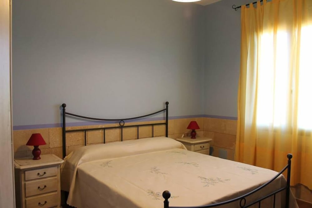 Double or Twin Room photo 2