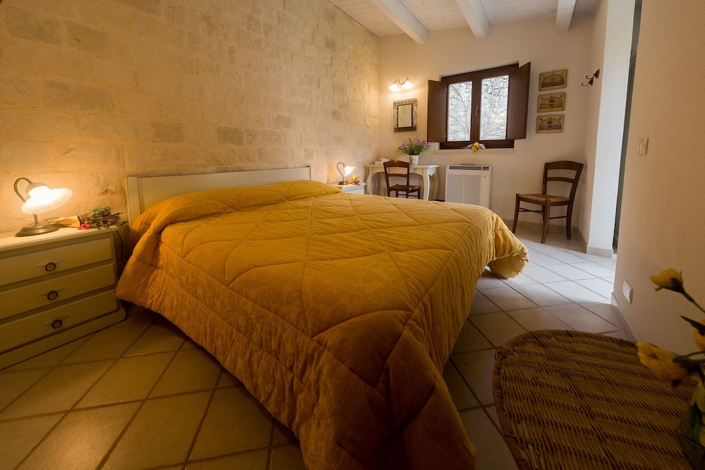 Basic Room, Private Bathroom, Garden Area photo 1