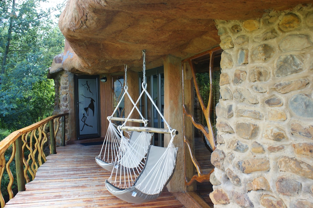 Luxury Cave photo 3